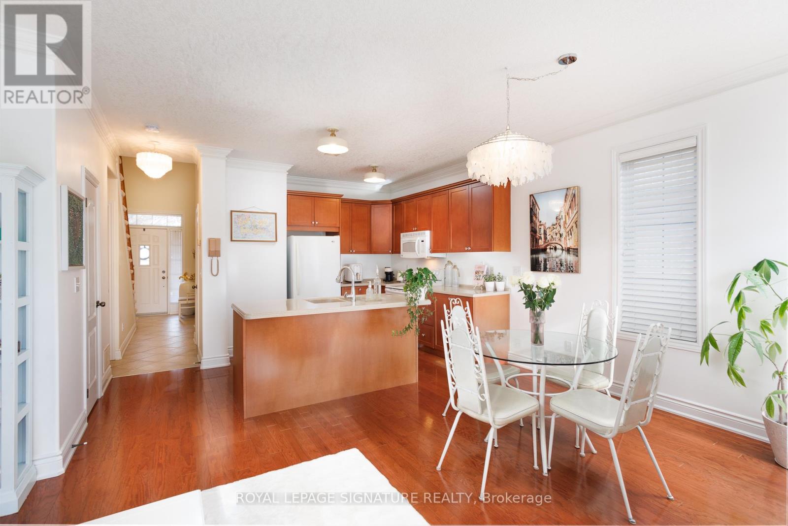 106 - 300 D'arcy Street, Cobourg, Ontario  K9A 0A2 - Photo 6 - X12580984