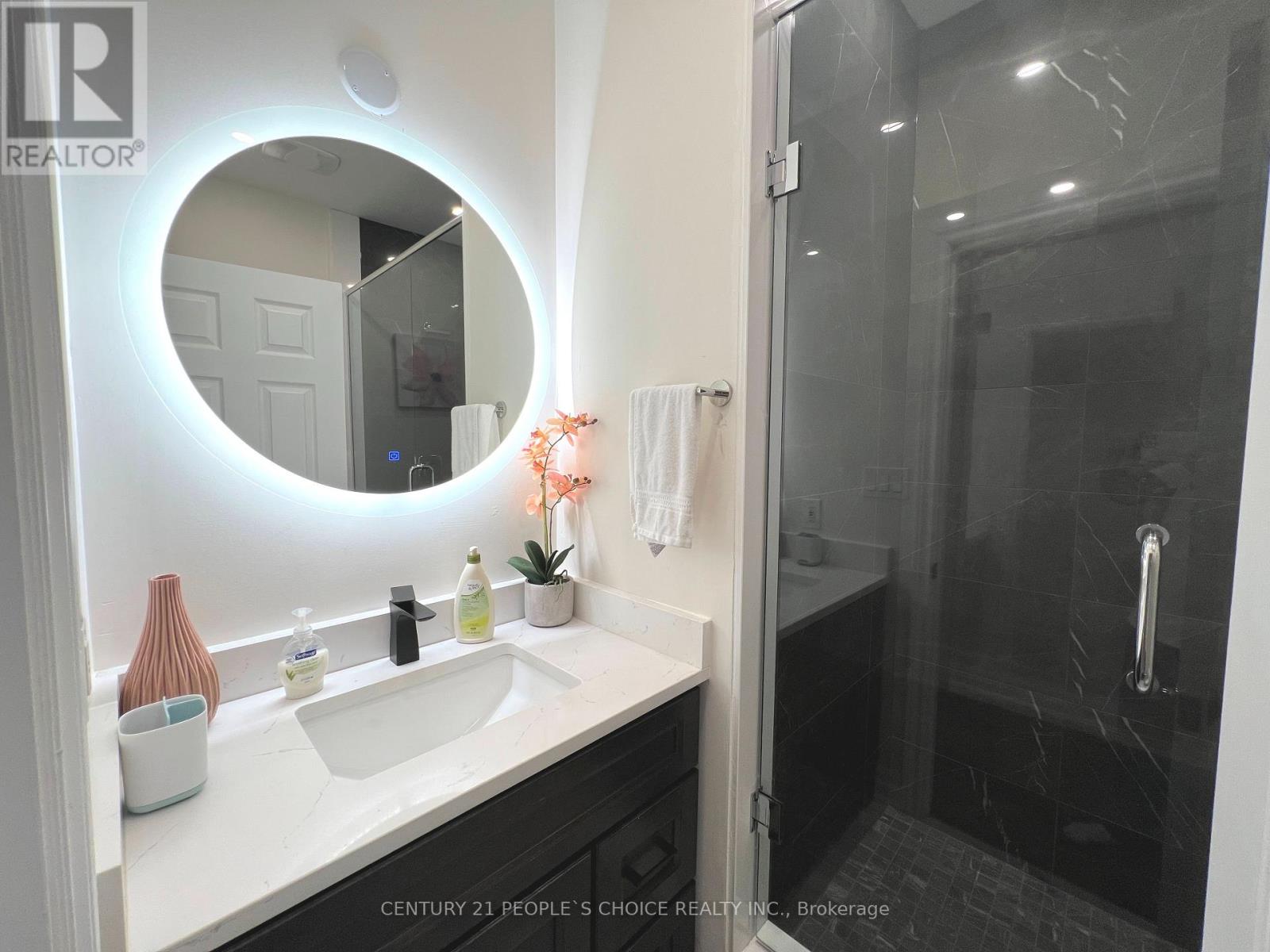 4927 Victoria Avenue, Niagara Falls, Ontario  L2E 4C7 - Photo 12 - X12580986