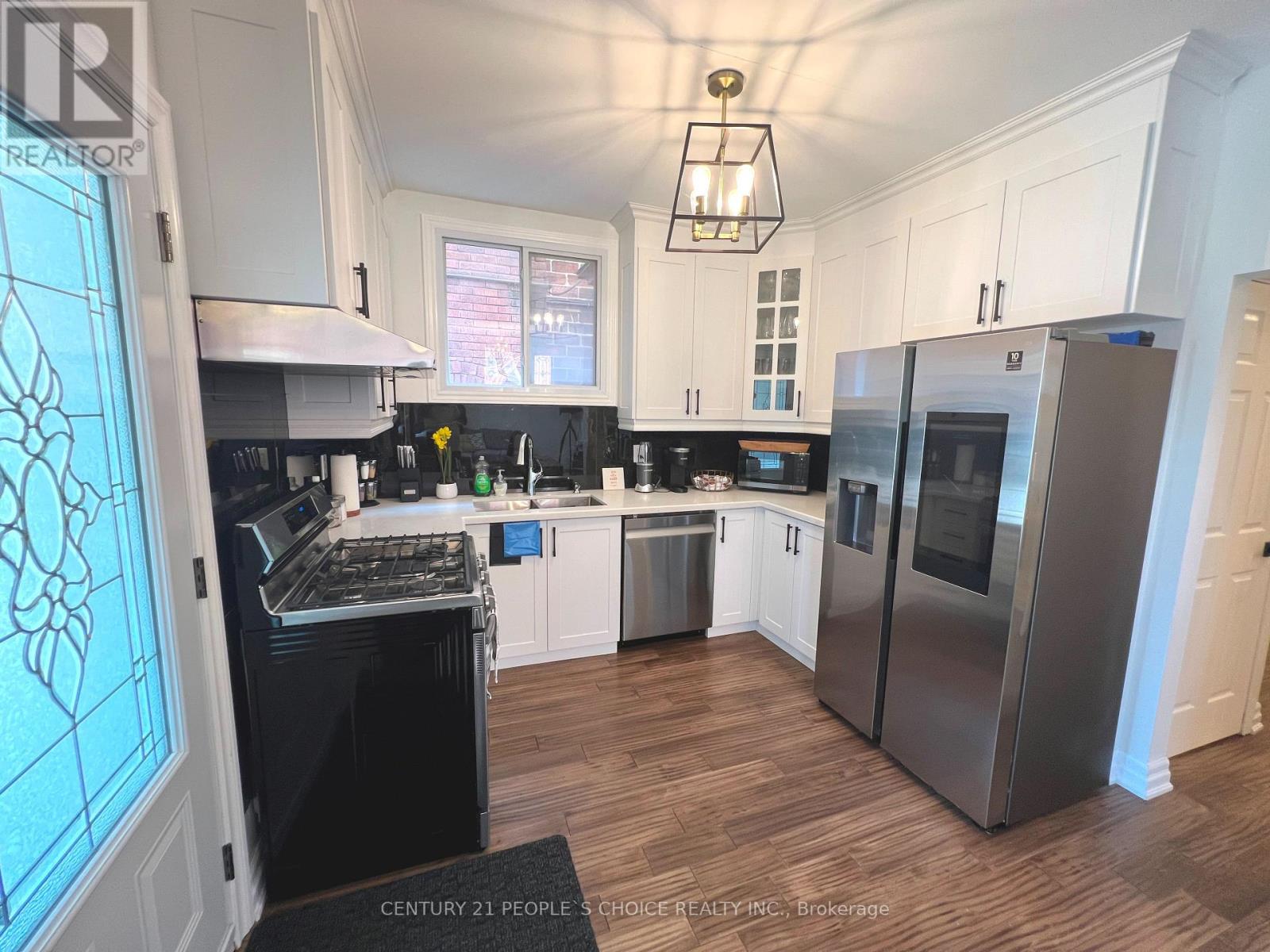 4927 Victoria Avenue, Niagara Falls, Ontario  L2E 4C7 - Photo 5 - X12580986