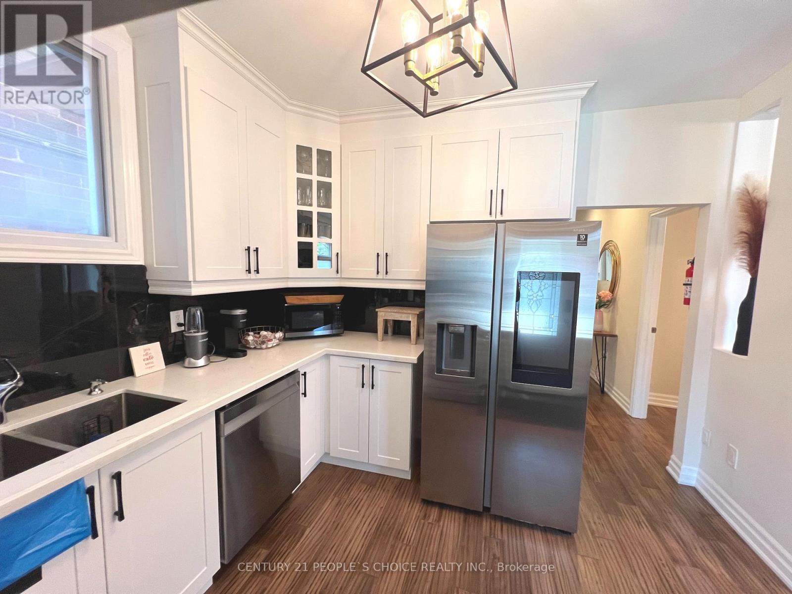 4927 Victoria Avenue, Niagara Falls, Ontario  L2E 4C7 - Photo 6 - X12580986