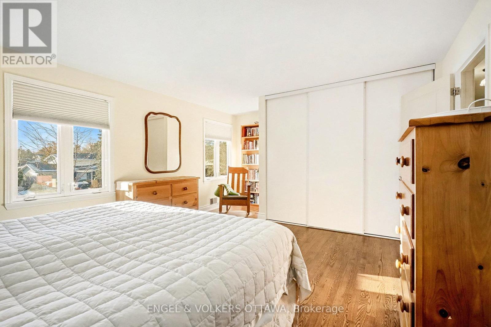 13 Welkin Crescent, Ottawa, Ontario  K2E 5M4 - Photo 14 - X12581108