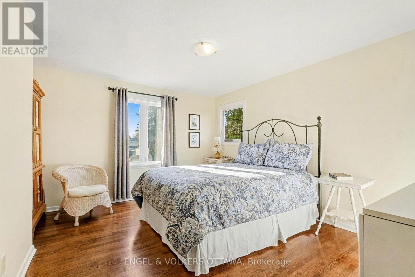 13 Welkin Crescent, Ottawa, Ontario  K2E 5M4 - Photo 18 - X12581108