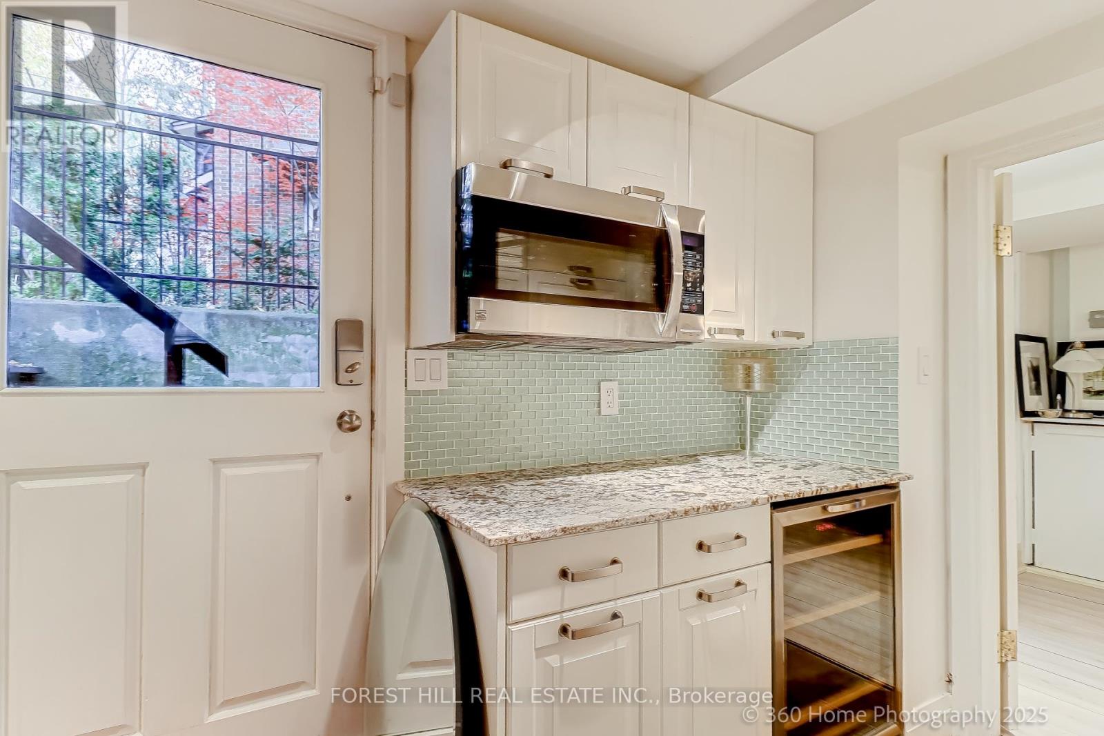 91 Braemore Gardens, Toronto, Ontario M6G 2C7 - Photo 17 - C12580112