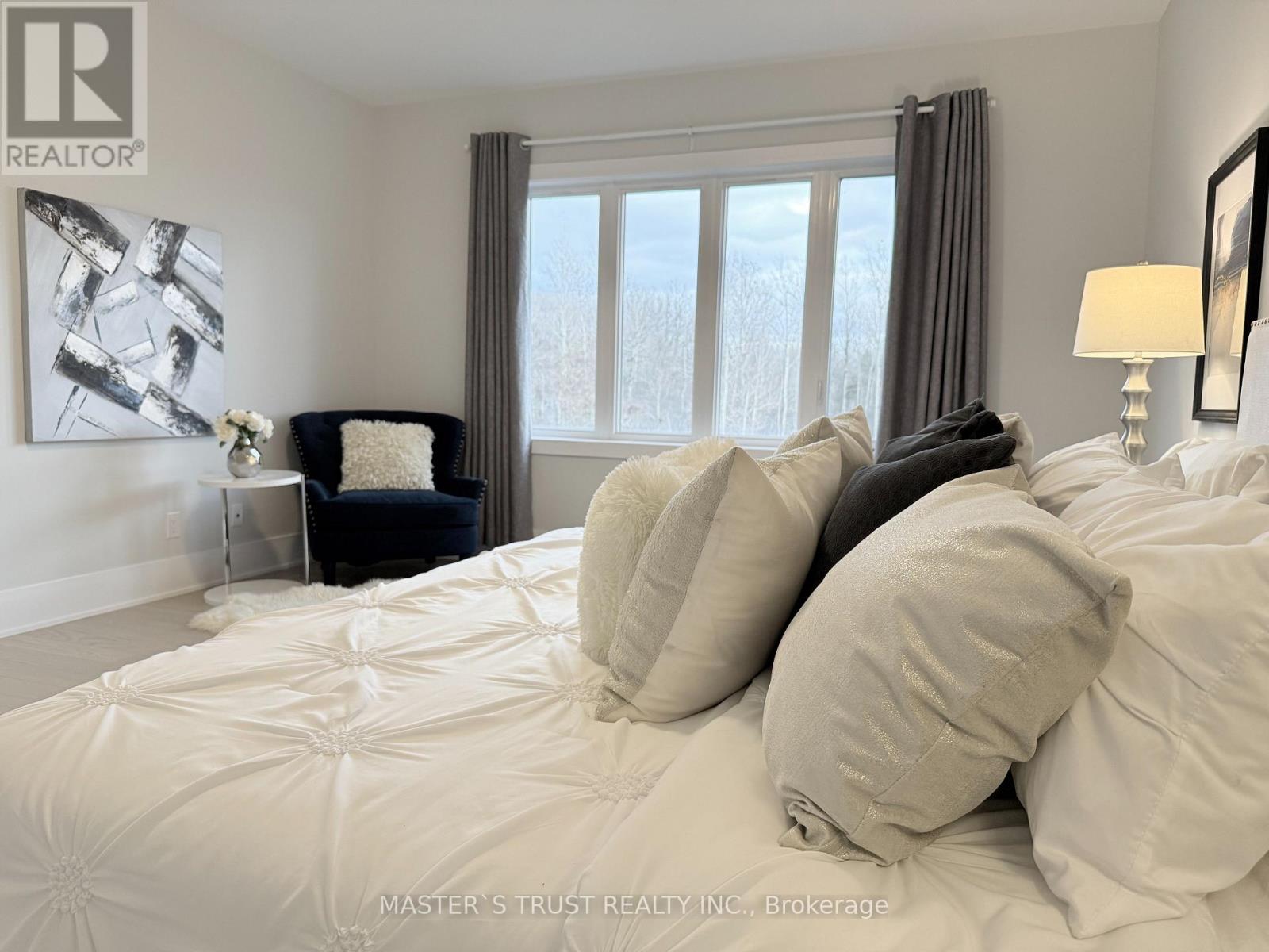 35 Meizhou Avenue, Markham, Ontario  L6C 3M8 - Photo 8 - N12570532