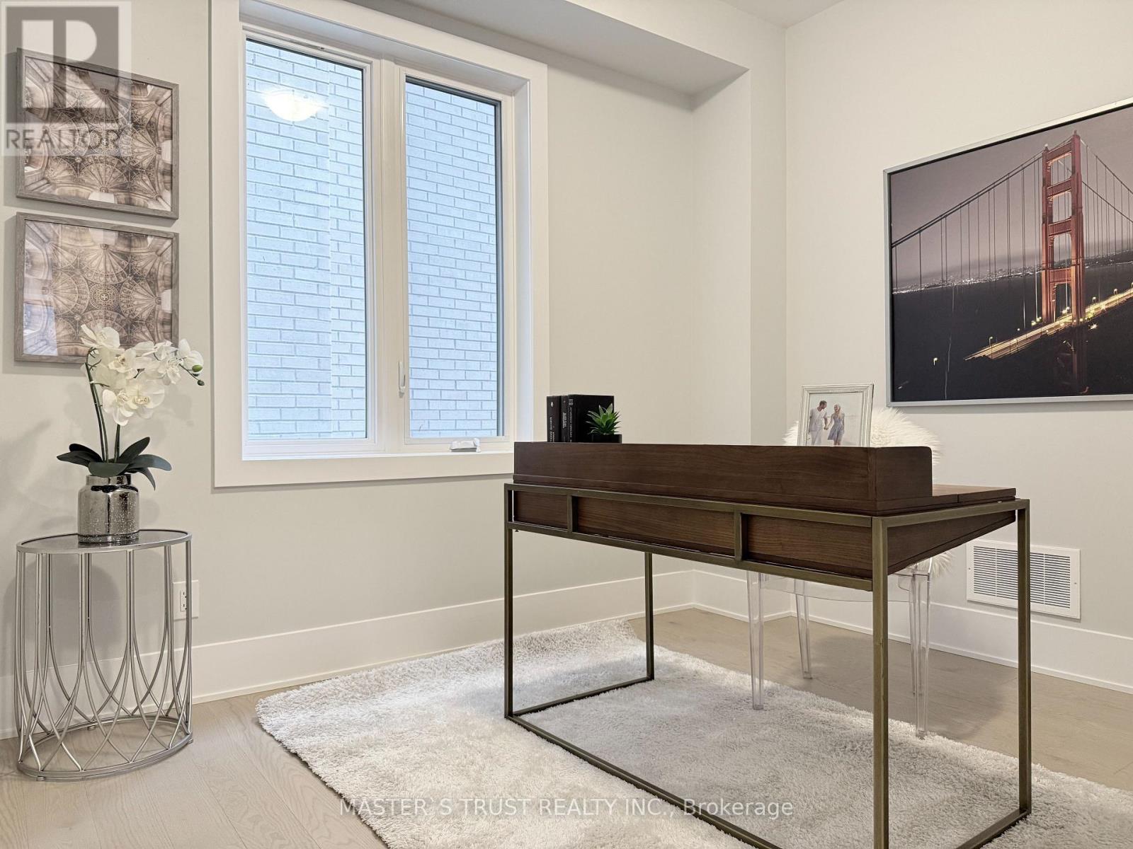 35 Meizhou Avenue, Markham, Ontario  L6C 3M8 - Photo 4 - N12570532