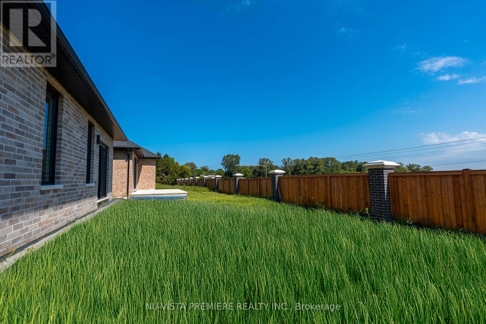 316 Stathis Boulevard, Sarnia, Ontario  N6L 0B1 - Photo 35 - X12402774