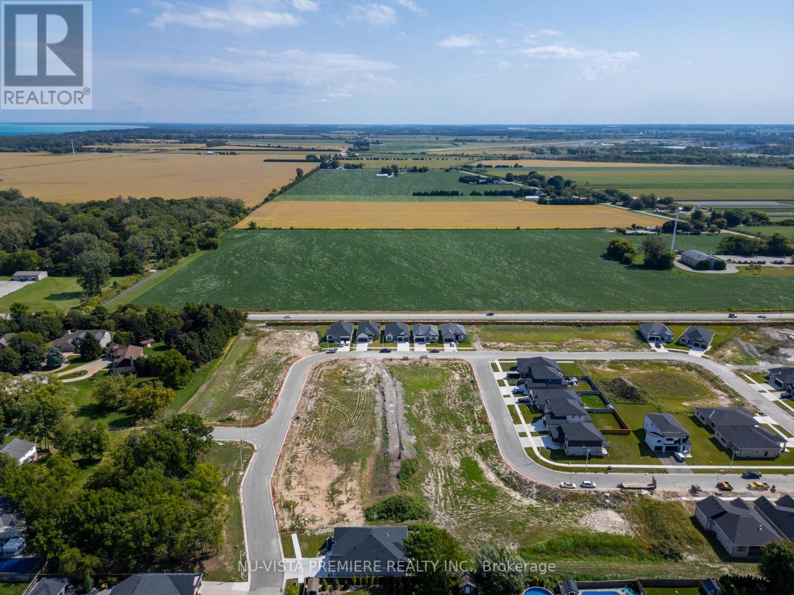 316 Stathis Boulevard, Sarnia, Ontario  N6L 0B1 - Photo 39 - X12402774