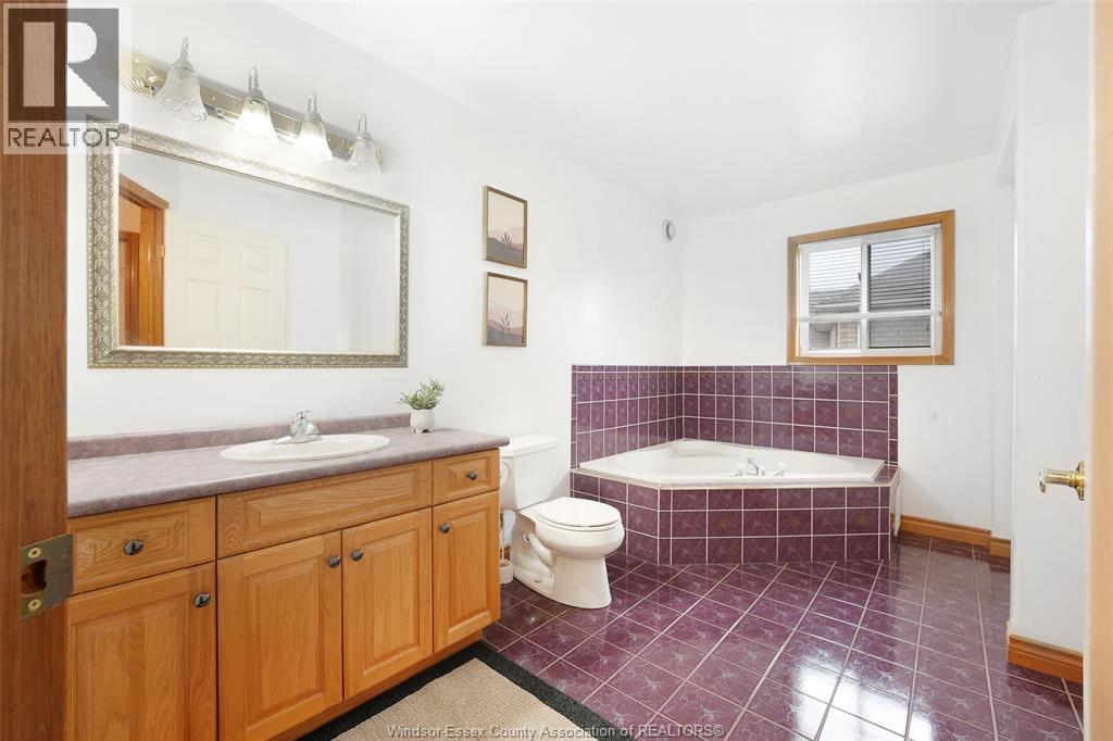 469 John Harvey Crescent, Windsor, Ontario  N9E 4R3 - Photo 28 - 25030698