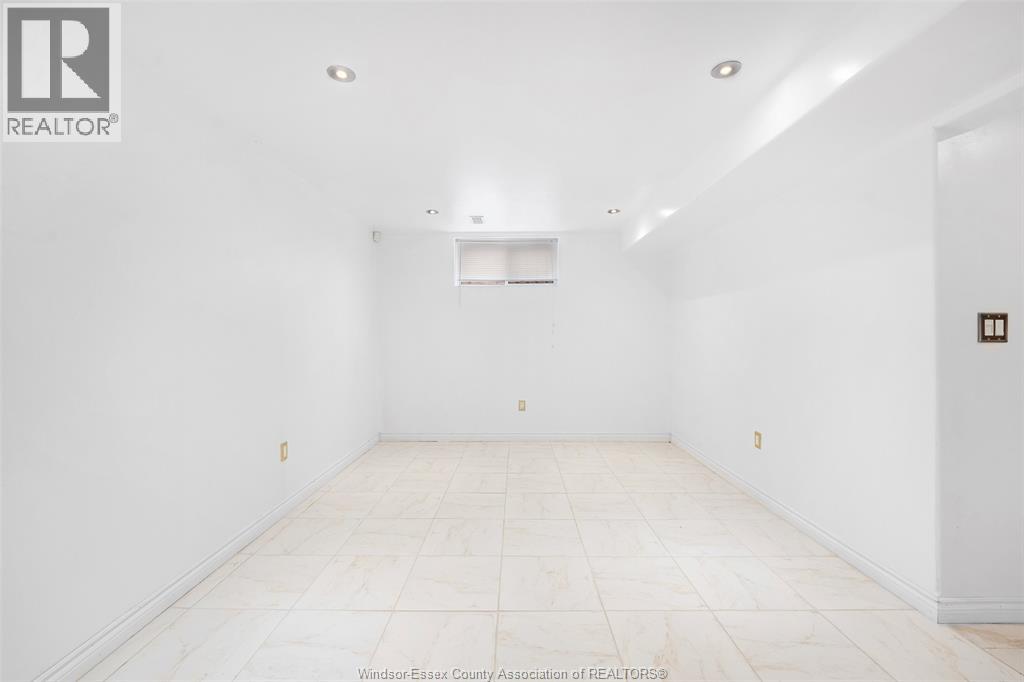 469 John Harvey Crescent, Windsor, Ontario  N9E 4R3 - Photo 34 - 25030698