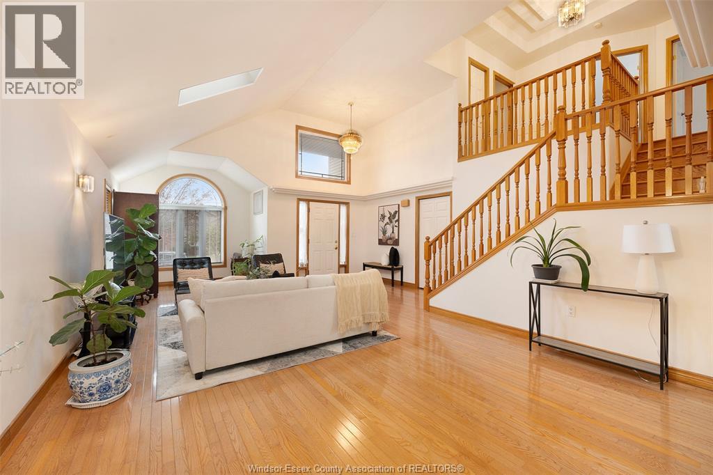 469 John Harvey Crescent, Windsor, Ontario  N9E 4R3 - Photo 8 - 25030698