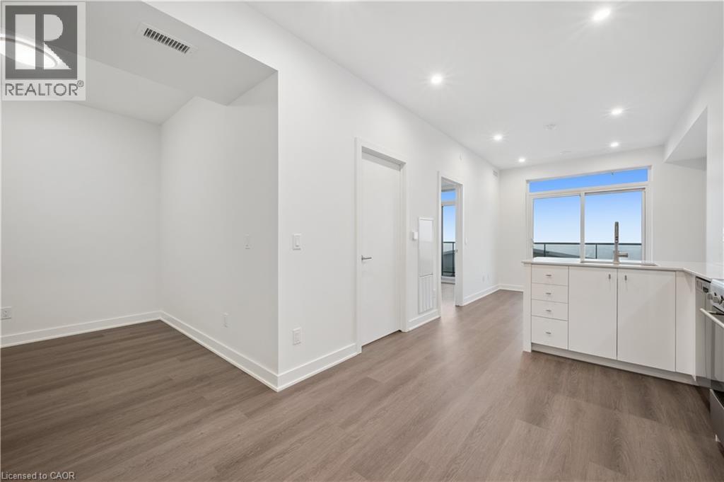 25 Wellington Street Unit# 2901, Kitchener, Ontario  N2G 0G5 - Photo 5 - 40790622