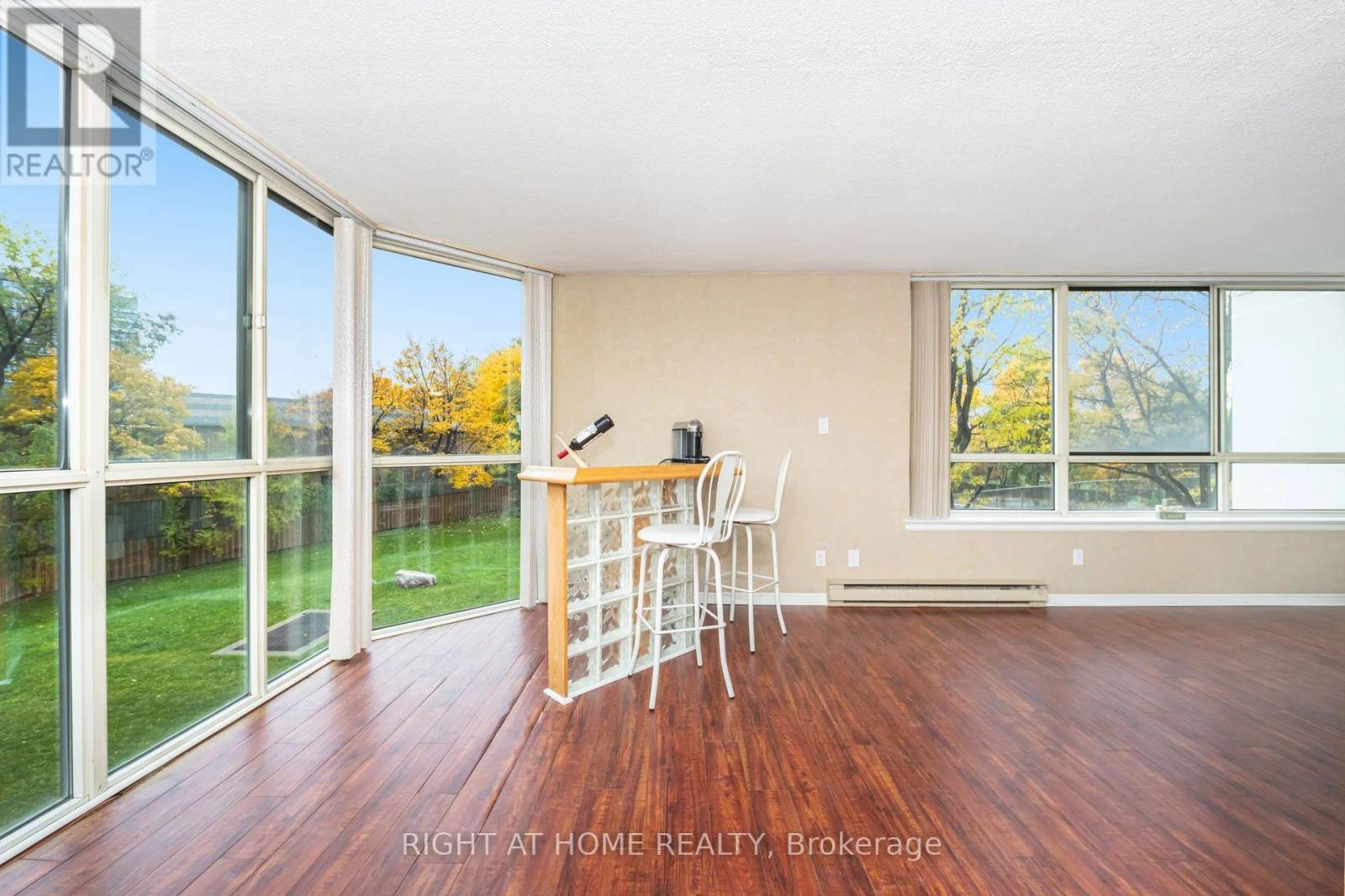 208 - 1360 Rathburn Road E, Mississauga, Ontario  L4W 4H4 - Photo 38 - W12519392