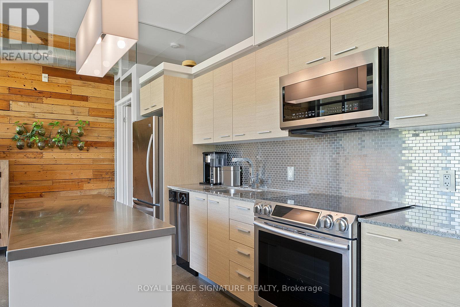 301 - 52 Sumach Street, Toronto, Ontario  M5A 3J7 - Photo 14 - C12581066