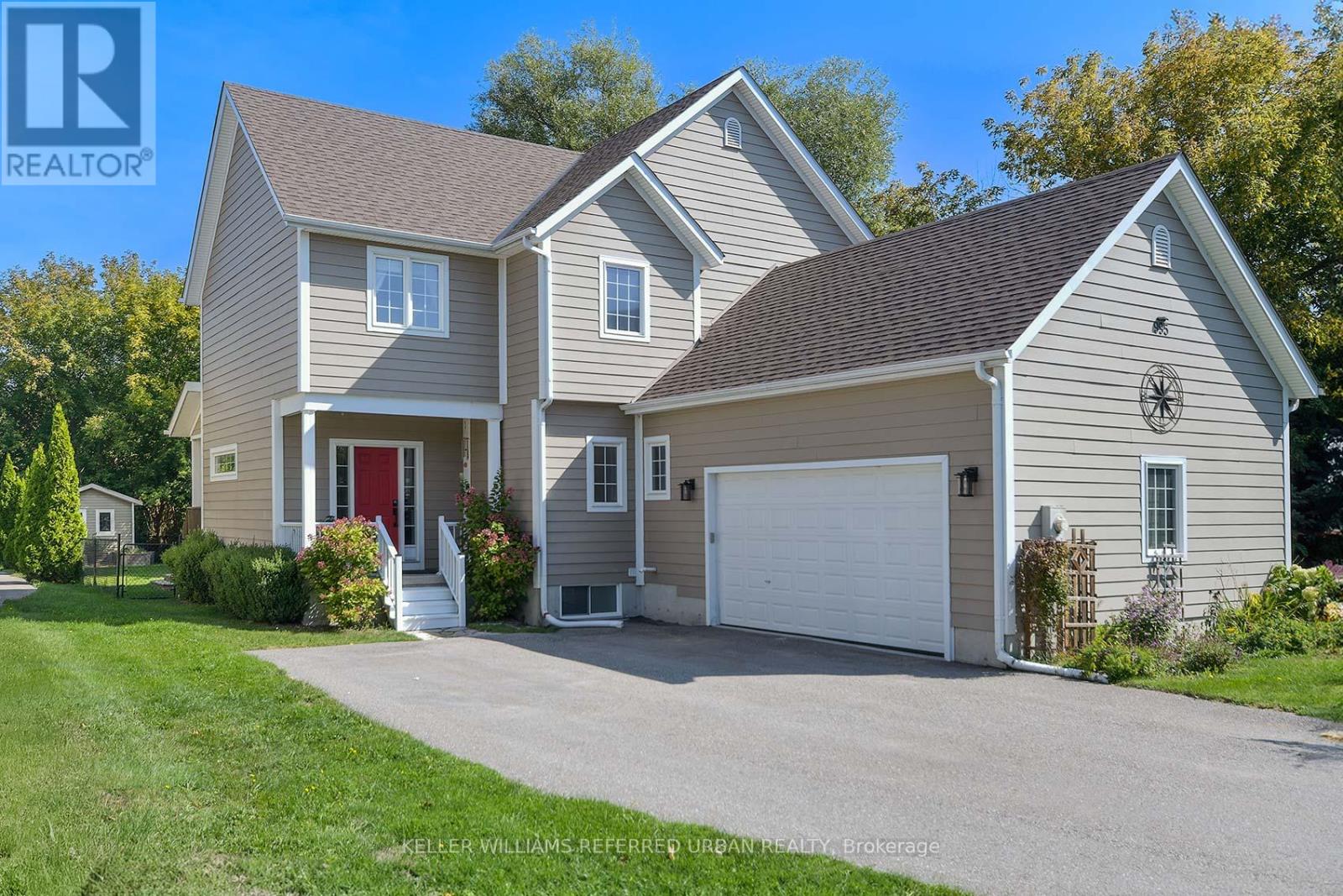 995 Chapman Street, Innisfil (Lefroy), Ontario L0L 1W0 - Photo 1 - N12581054