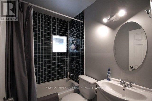 48 Alice Avenue, Georgina, Ontario  L4P 3C8 - Photo 7 - N12581112