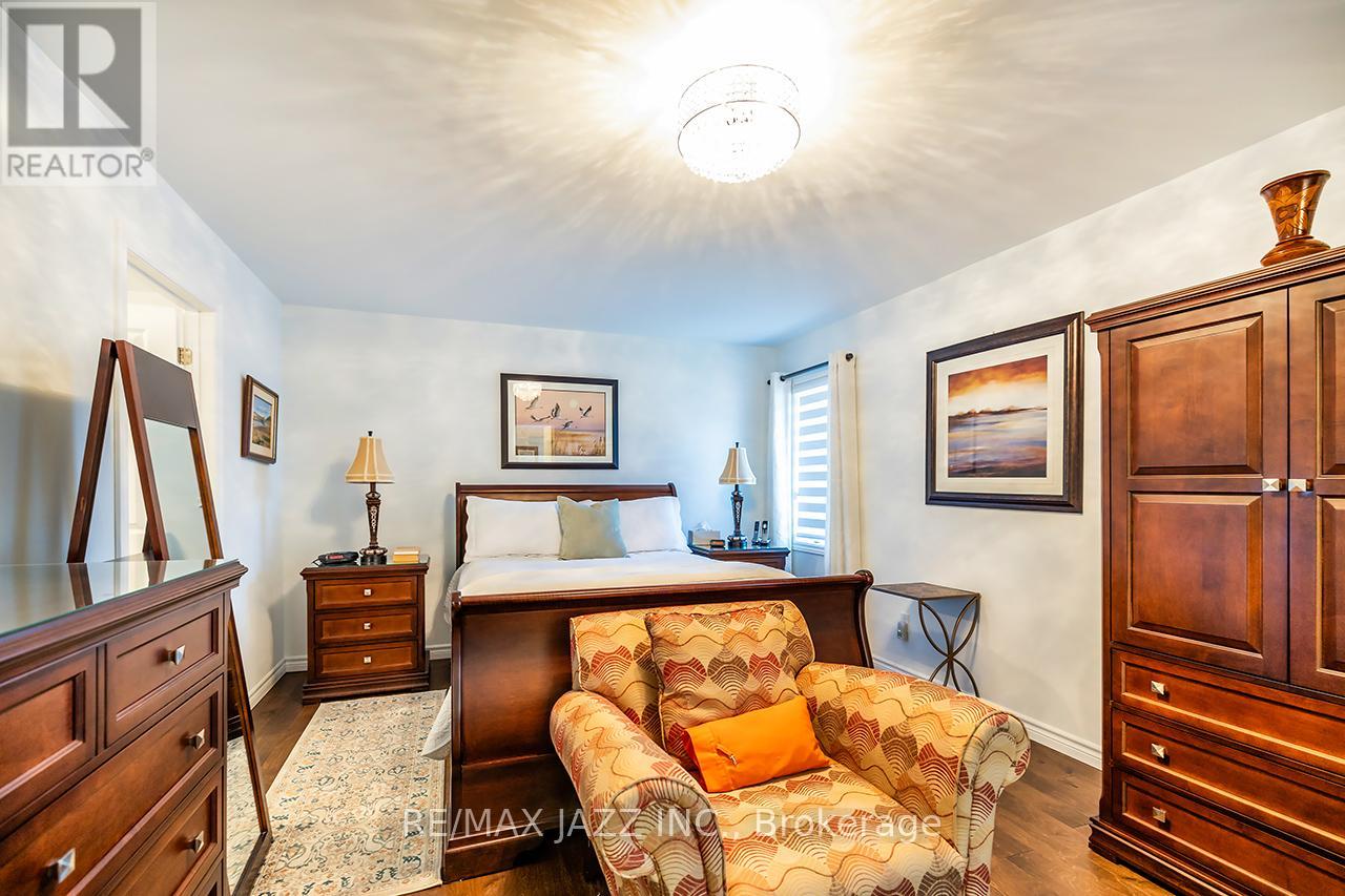 10 Thomas Bird Street, Clarington, Ontario  L1C 7C9 - Photo 25 - E12581160