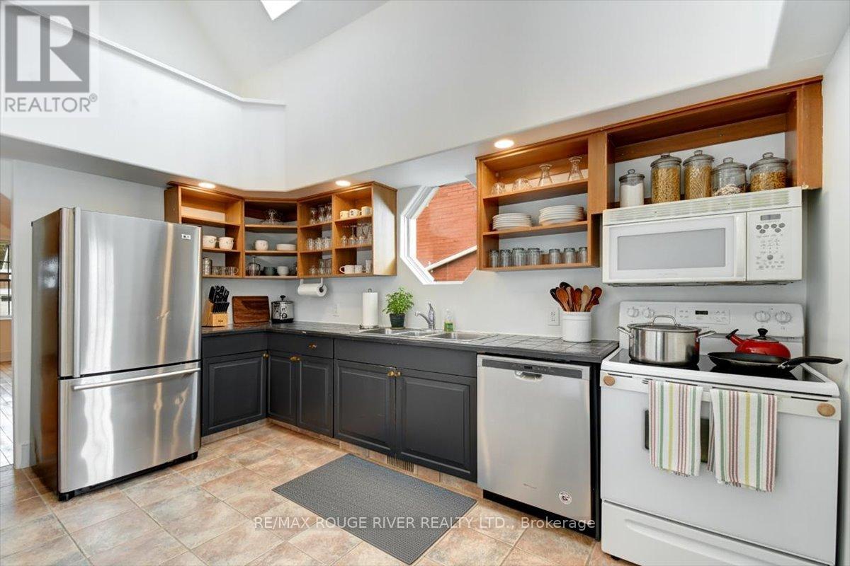 97 Havelock Street, Cobourg, Ontario  K9A 2J6 - Photo 11 - X12581442