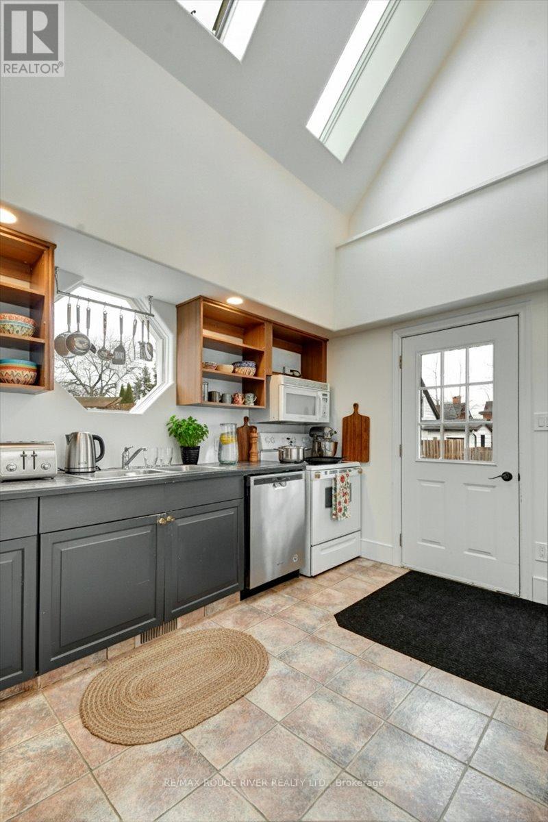 97 Havelock Street, Cobourg, Ontario  K9A 2J6 - Photo 13 - X12581442