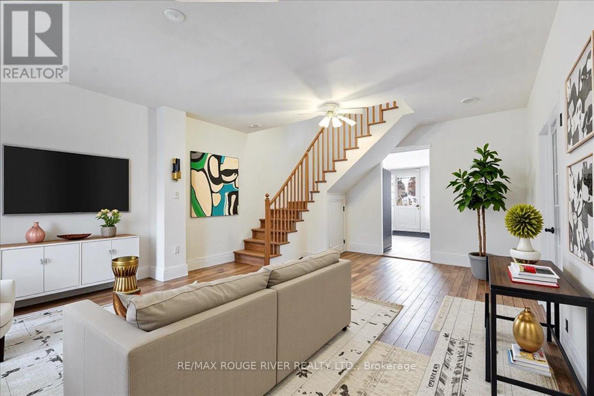 97 Havelock Street, Cobourg, Ontario  K9A 2J6 - Photo 5 - X12581442