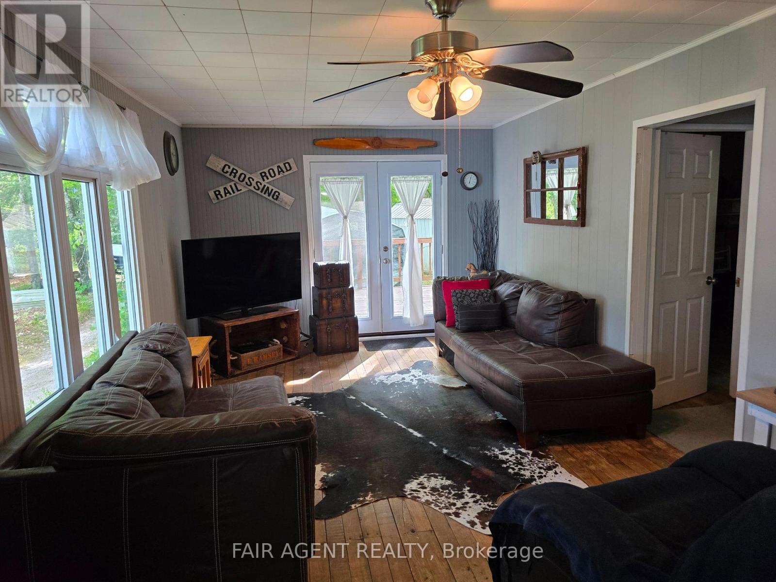 510 Cherie Hill Lane, Tay Valley, Ontario  K7H 3C7 - Photo 12 - X12581154