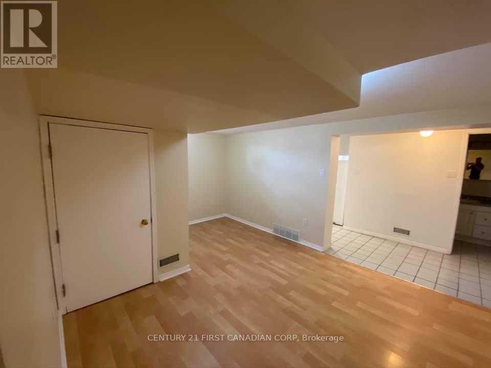 551 Adelaide Street N, London East, Ontario  N6B 3J6 - Photo 17 - X12581310