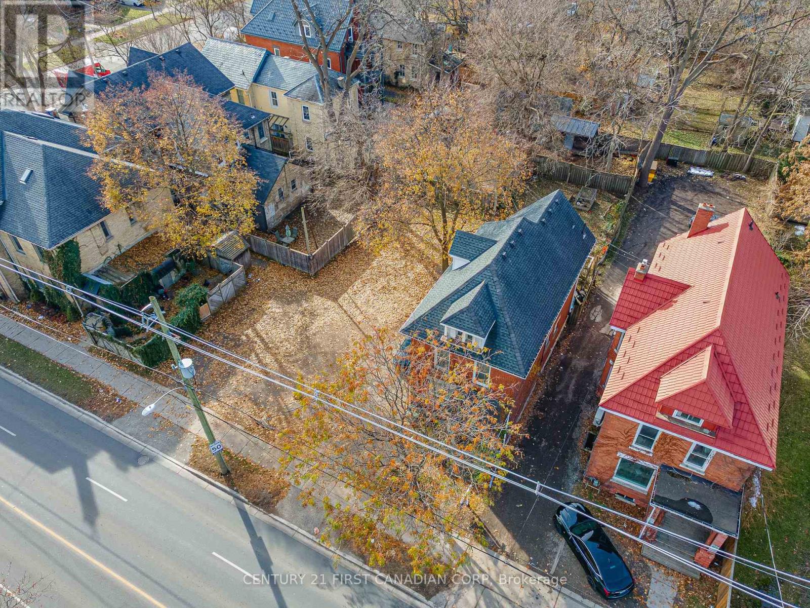 551 Adelaide Street N, London East, Ontario  N6B 3J6 - Photo 35 - X12581310