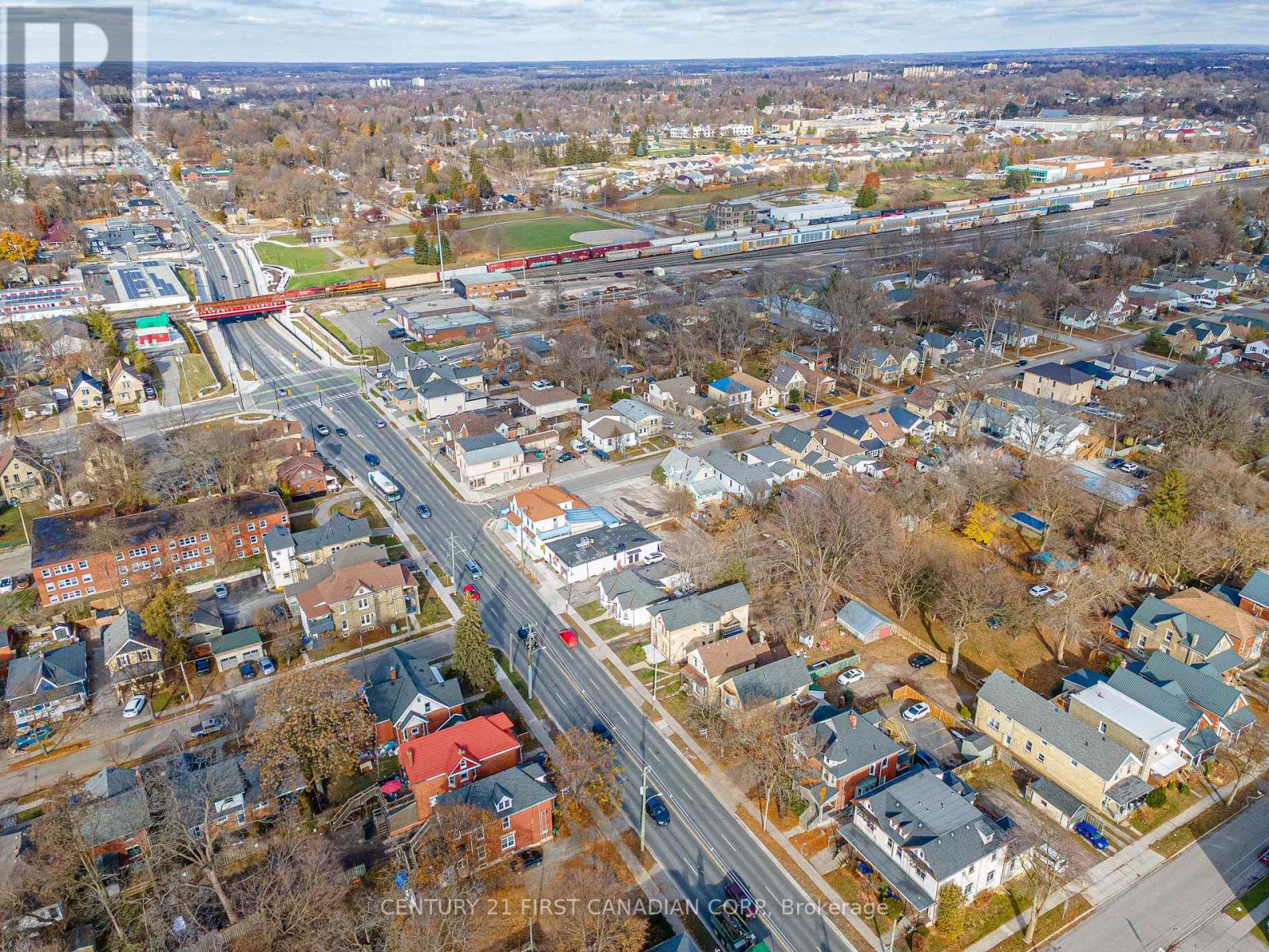 551 Adelaide Street N, London East, Ontario  N6B 3J6 - Photo 38 - X12581310