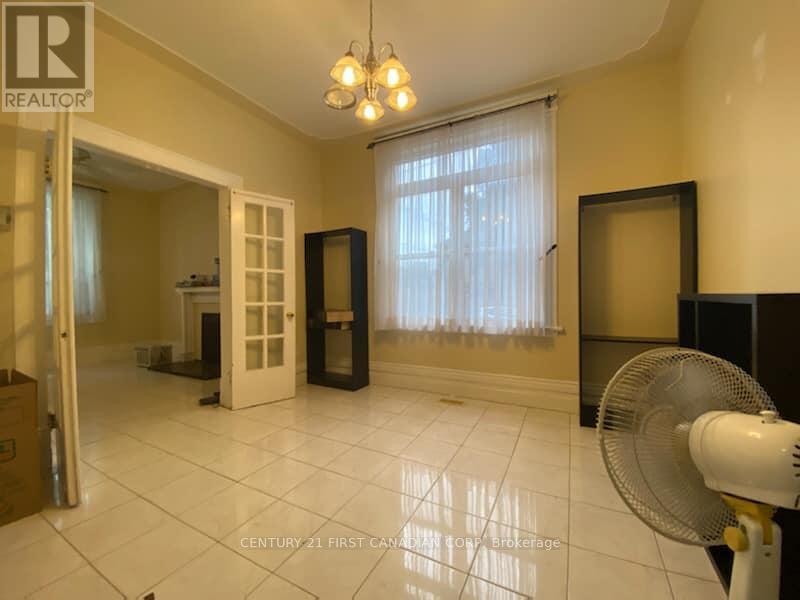 551 Adelaide Street N, London East, Ontario  N6B 3J6 - Photo 9 - X12581310