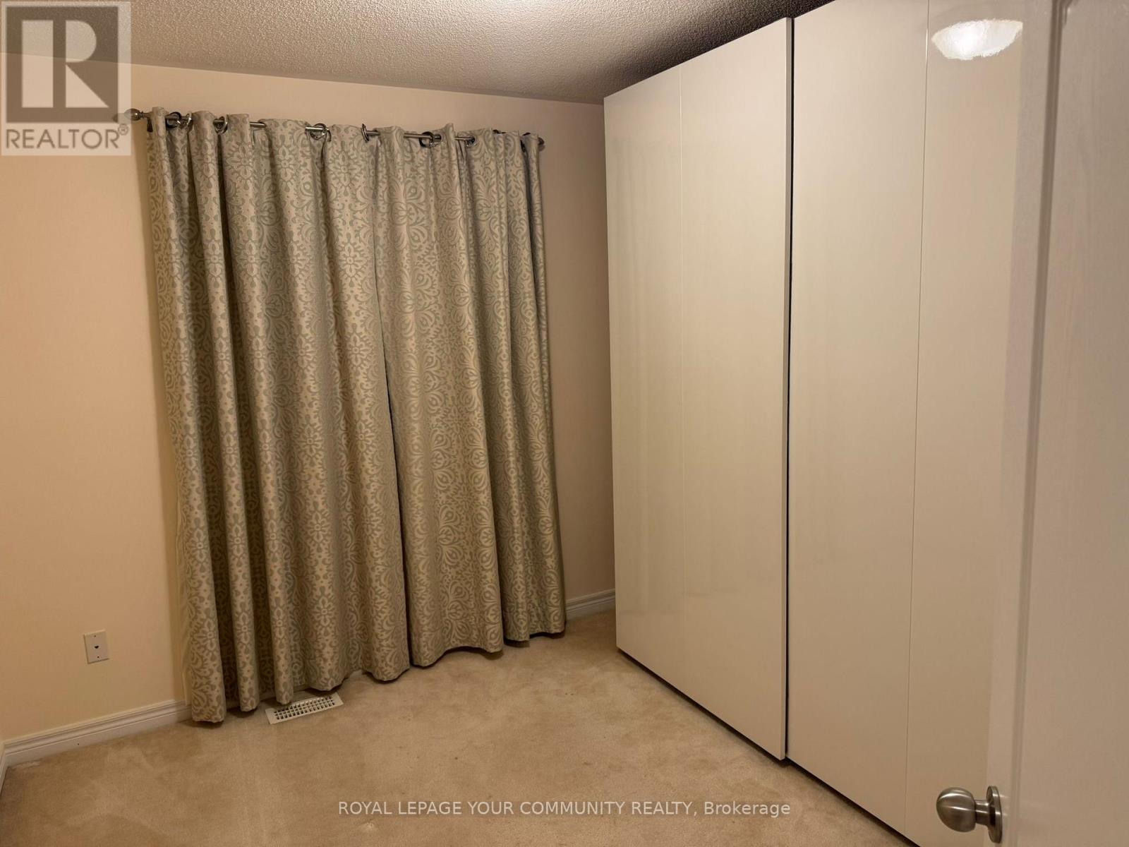 12 Pegasus Drive, Richmond Hill, Ontario L4E 4R2 - Photo 9 - N12580020