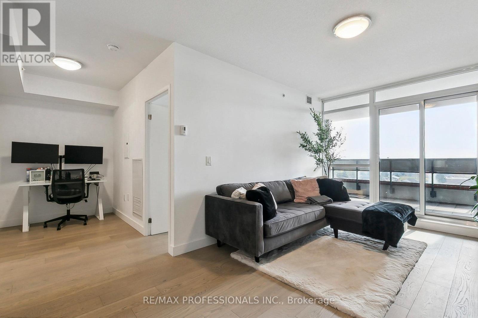 638 - 830 Lawrence Avenue W, Toronto, Ontario  M6A 0A2 - Photo 14 - W12581036