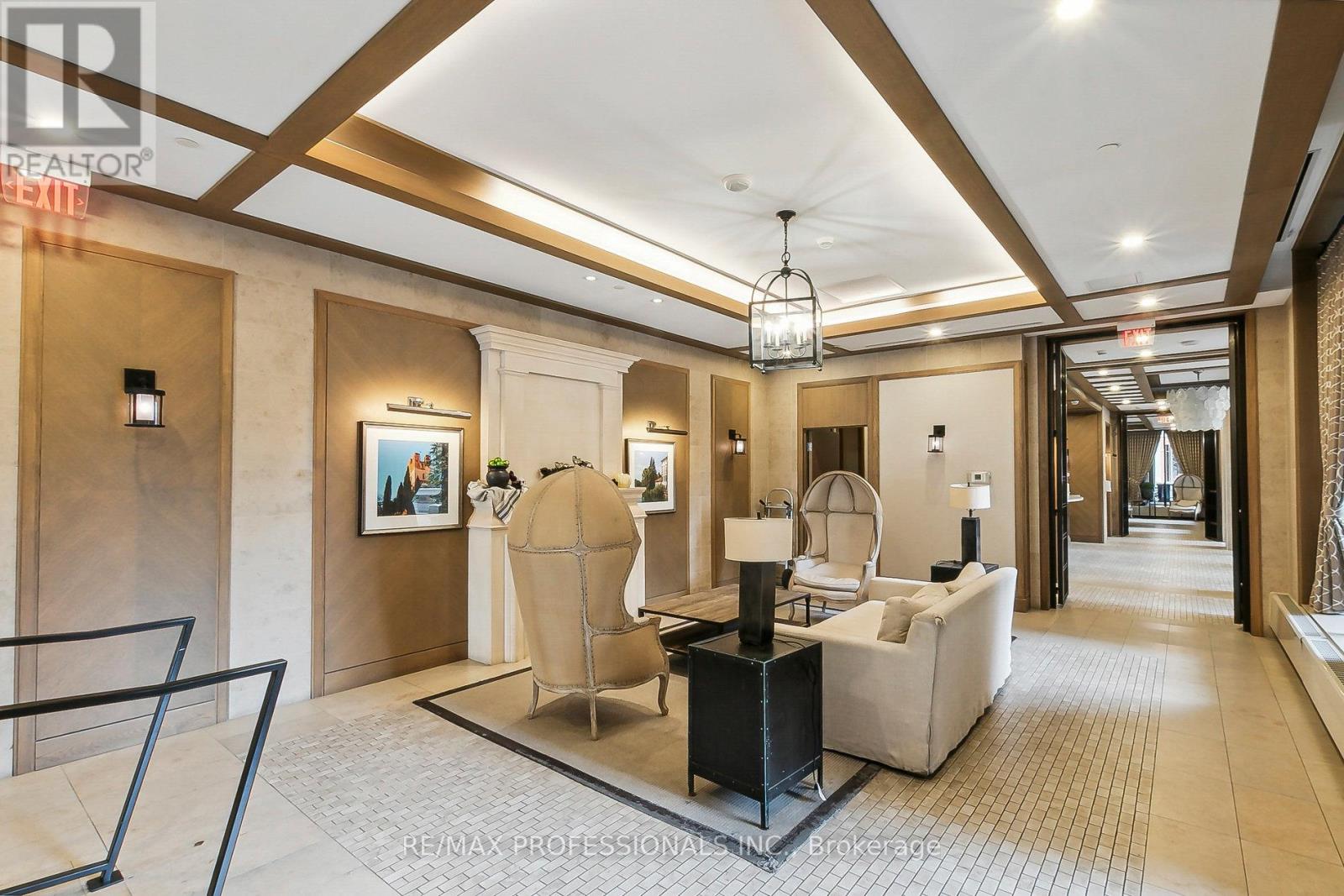 638 - 830 Lawrence Avenue W, Toronto, Ontario  M6A 0A2 - Photo 3 - W12581036