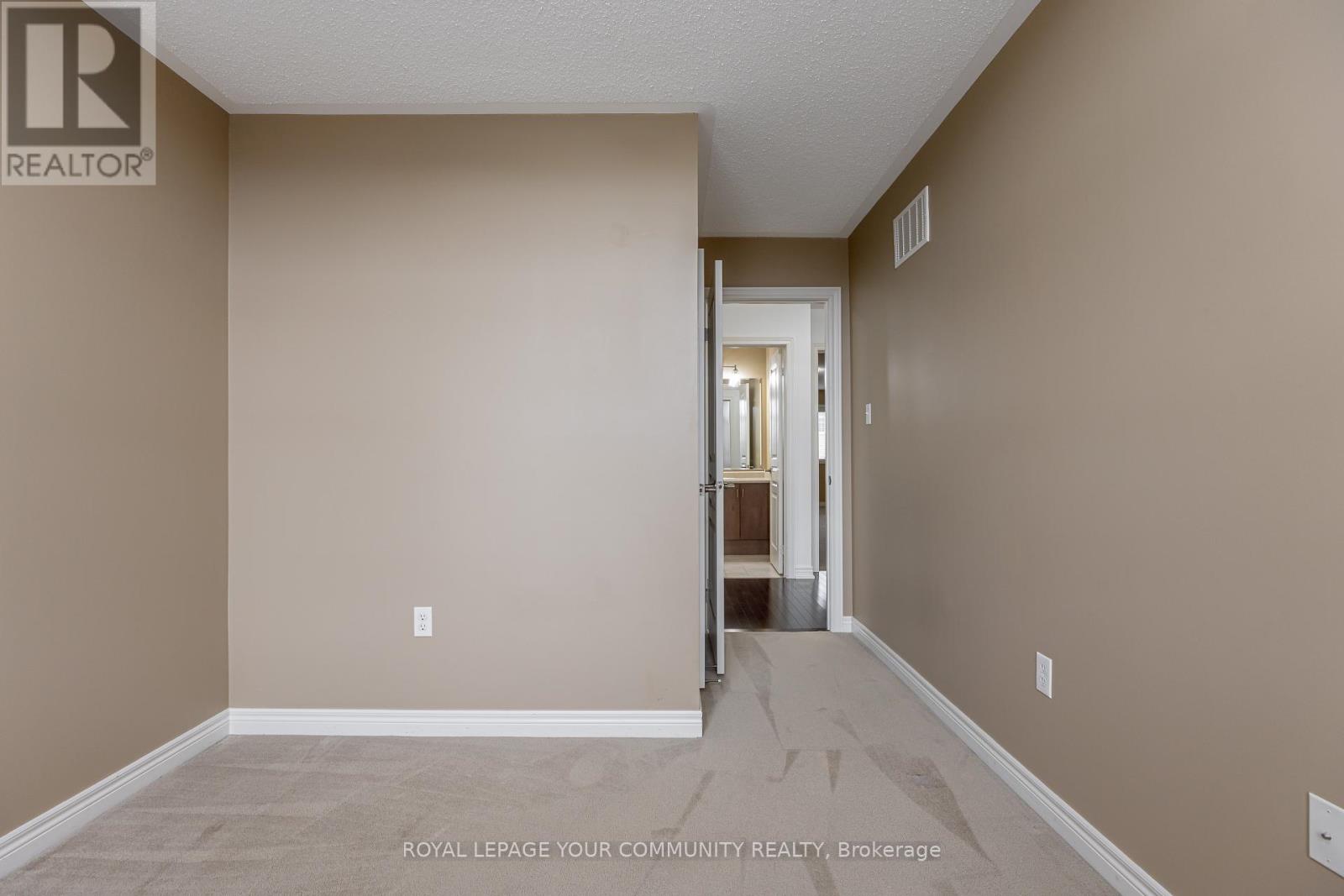 5526 Meadowcrest Avenue, Mississauga, Ontario  L5M 0V1 - Photo 18 - W12581076