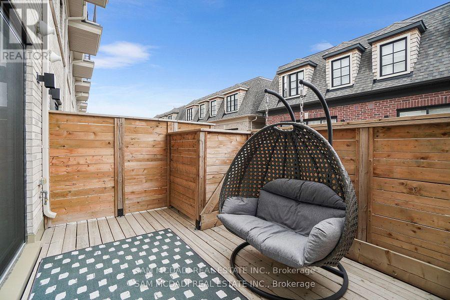 24 - 10 Lunar Crescent, Mississauga, Ontario  L5M 2P6 - Photo 34 - W12581094