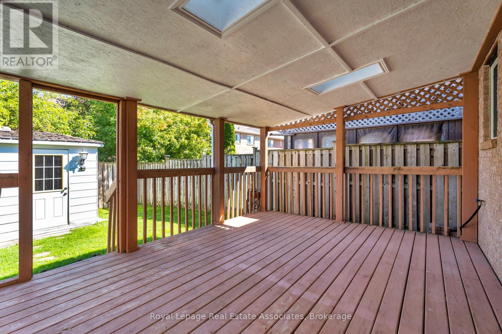 69 Lonestar Crescent, Brampton, Ontario  L7A 2J1 - Photo 27 - W12581102