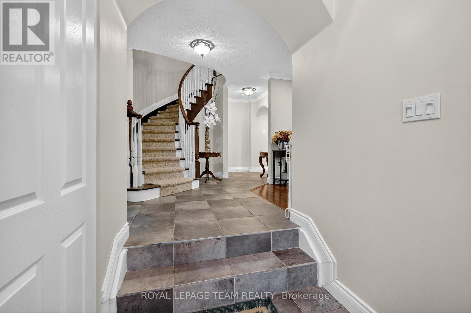 5 - 128 Lanark Avenue, Ottawa, Ontario  K1Z 1E6 - Photo 5 - X12581260