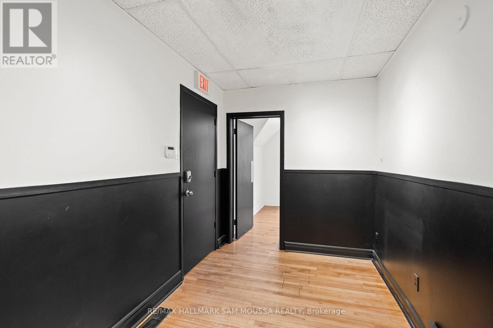 3 - 162-164 Metcalfe Street, Ottawa, Ontario  K2P 1P2 - Photo 6 - X12581380
