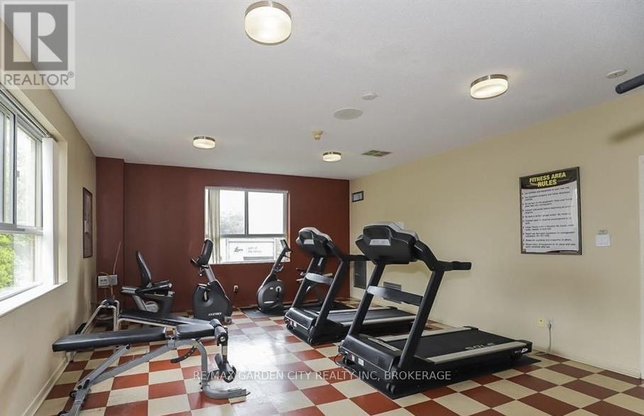 1110 - 7 Gale Crescent, St. Catharines, Ontario  L2R 7M8 - Photo 15 - X12581212