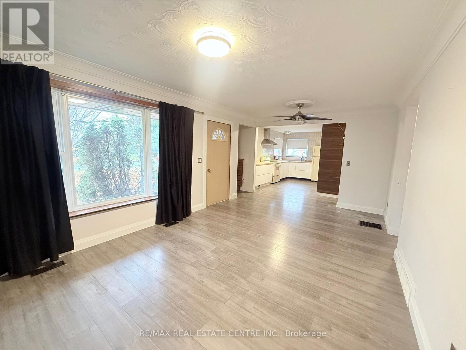 147 Perth Road, Beckwith, Ontario  K7A 4S7 - Photo 12 - X12581106