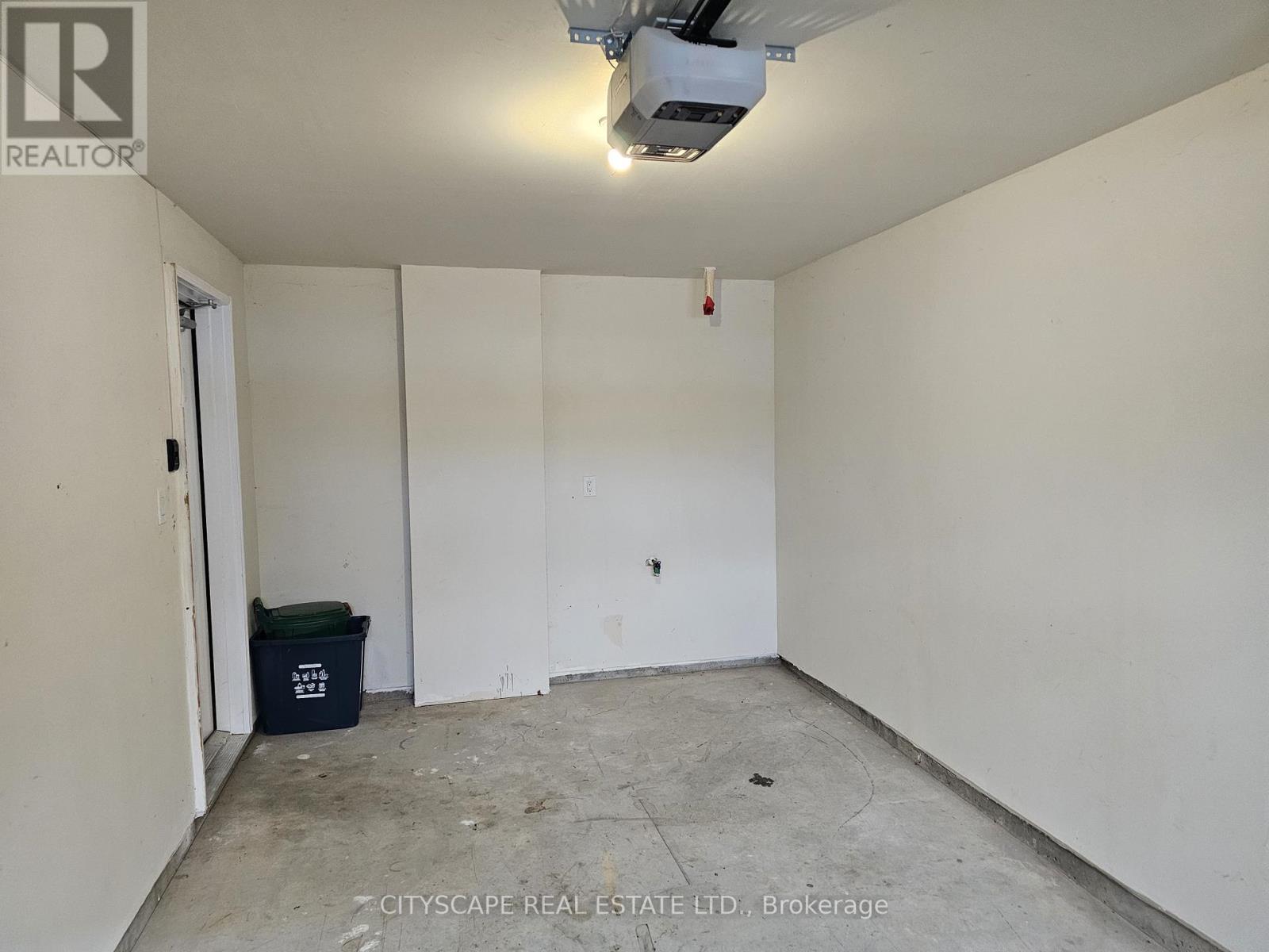 16 Waterview Lane, Grimsby, Ontario  L3M 0H2 - Photo 12 - X12581122