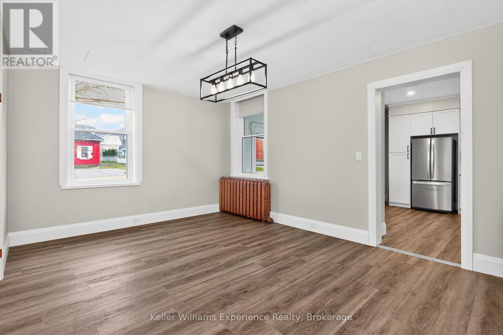 608 Dominion Avenue, Midland, Ontario L4R 1R4 - Photo 4 - S12581178