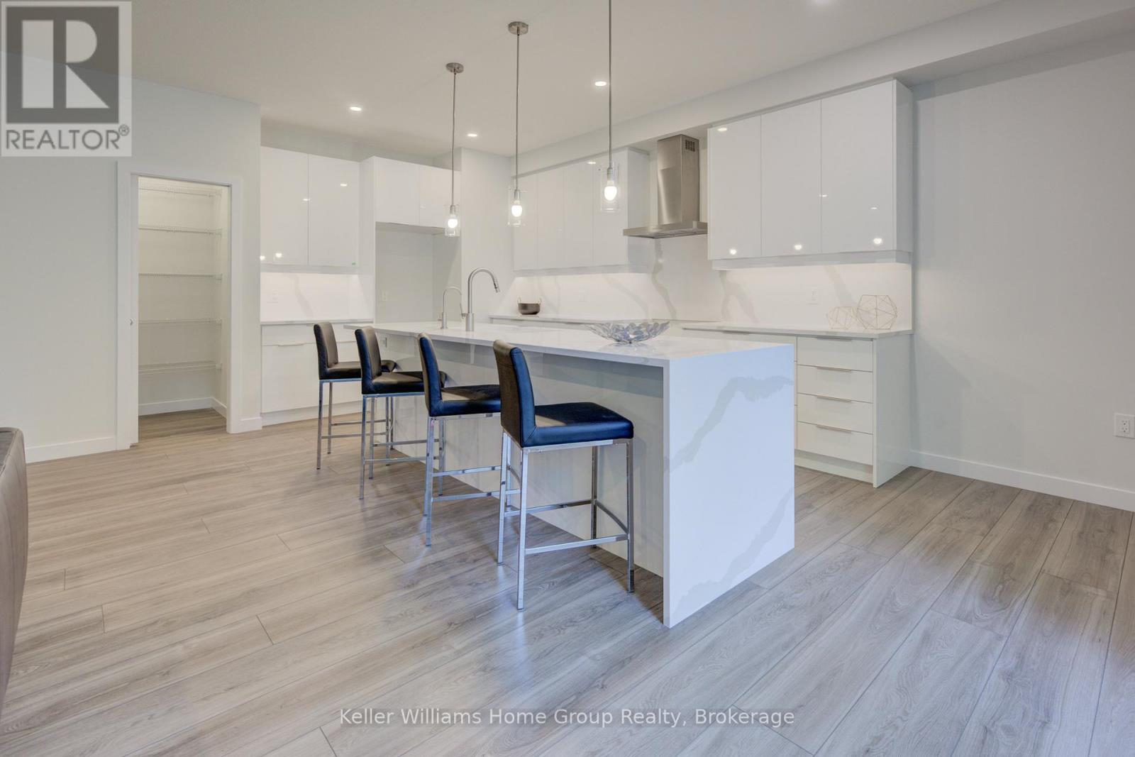 16 Nicholas Way, Guelph, Ontario  N1E 0T1 - Photo 14 - X12581366