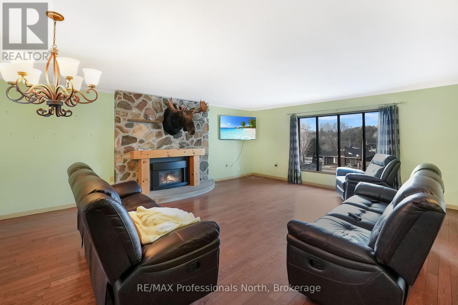 78 Maple Street, Bancroft, Ontario K0L 1C0 - Photo 11 - X12581438