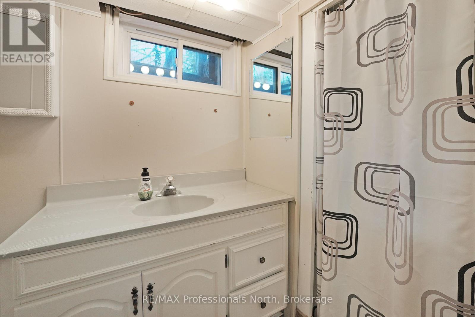 78 Maple Street, Bancroft, Ontario K0L 1C0 - Photo 17 - X12581438