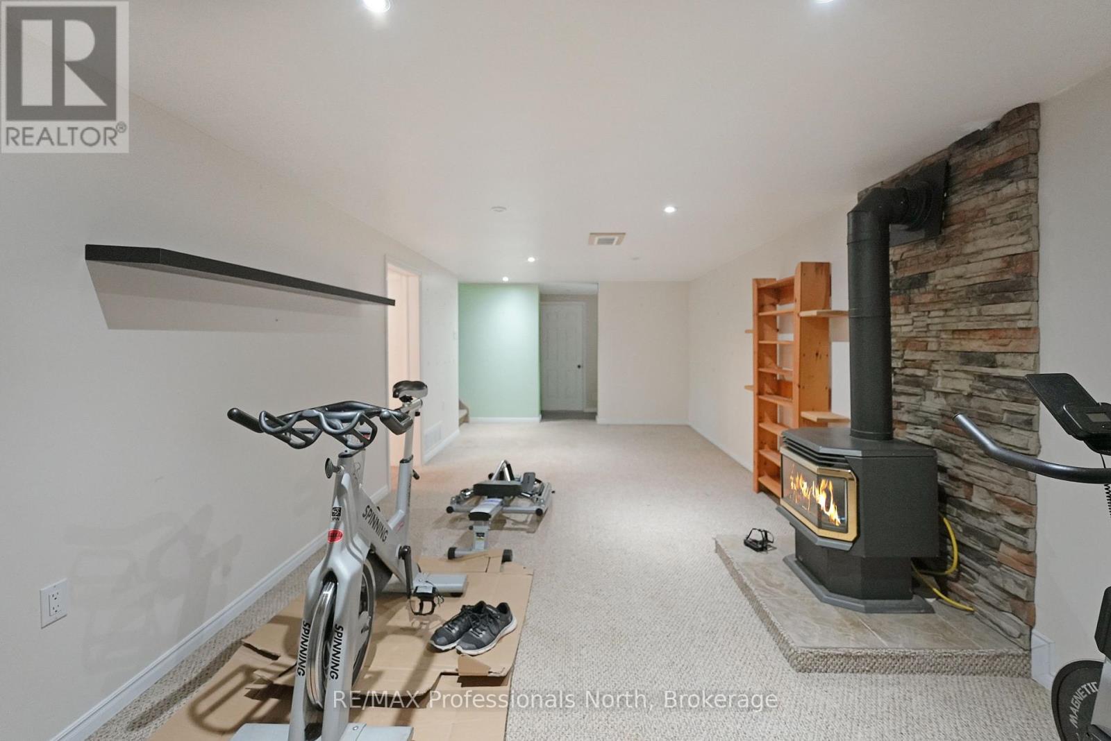 78 Maple Street, Bancroft, Ontario K0L 1C0 - Photo 25 - X12581438