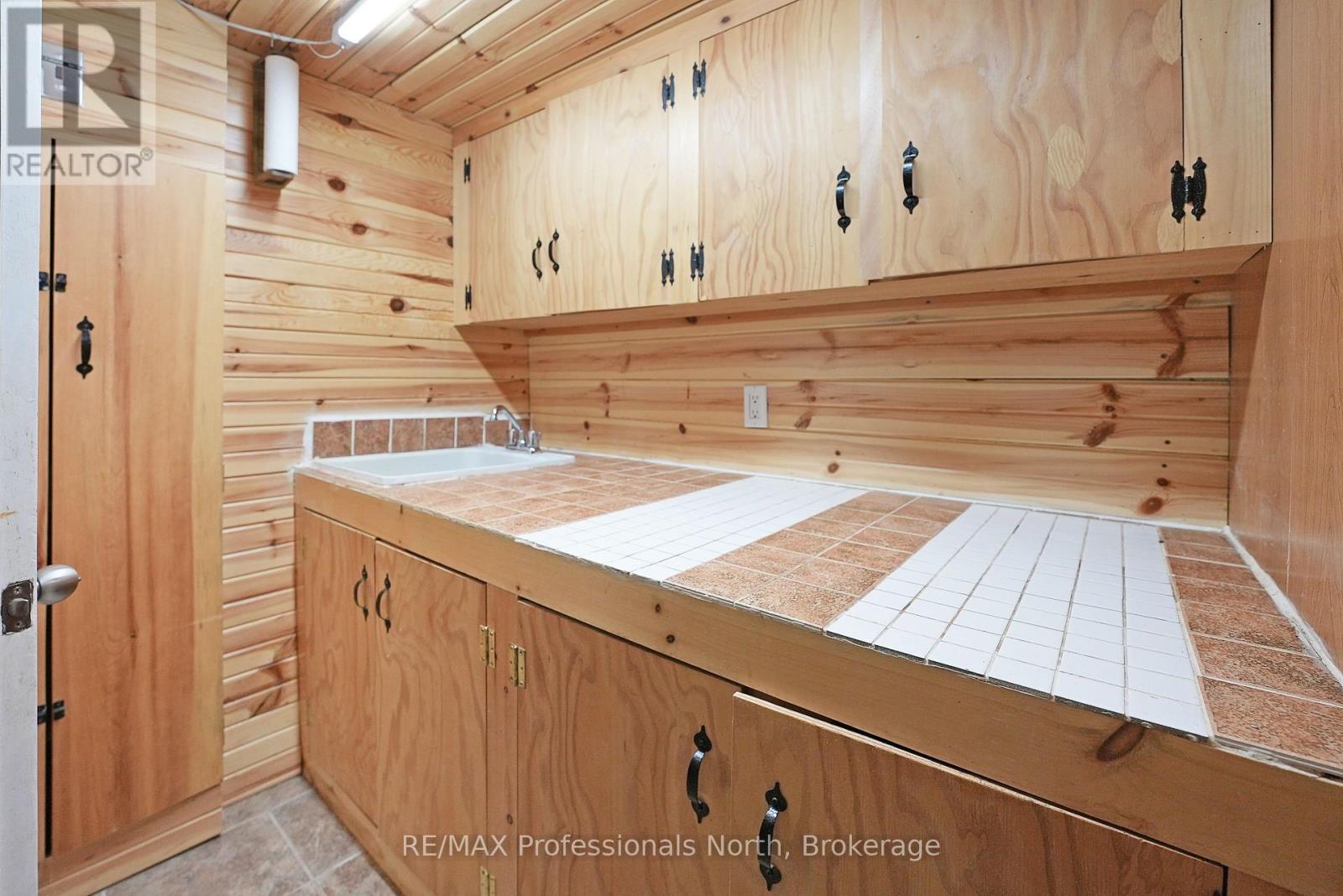 78 Maple Street, Bancroft, Ontario K0L 1C0 - Photo 28 - X12581438