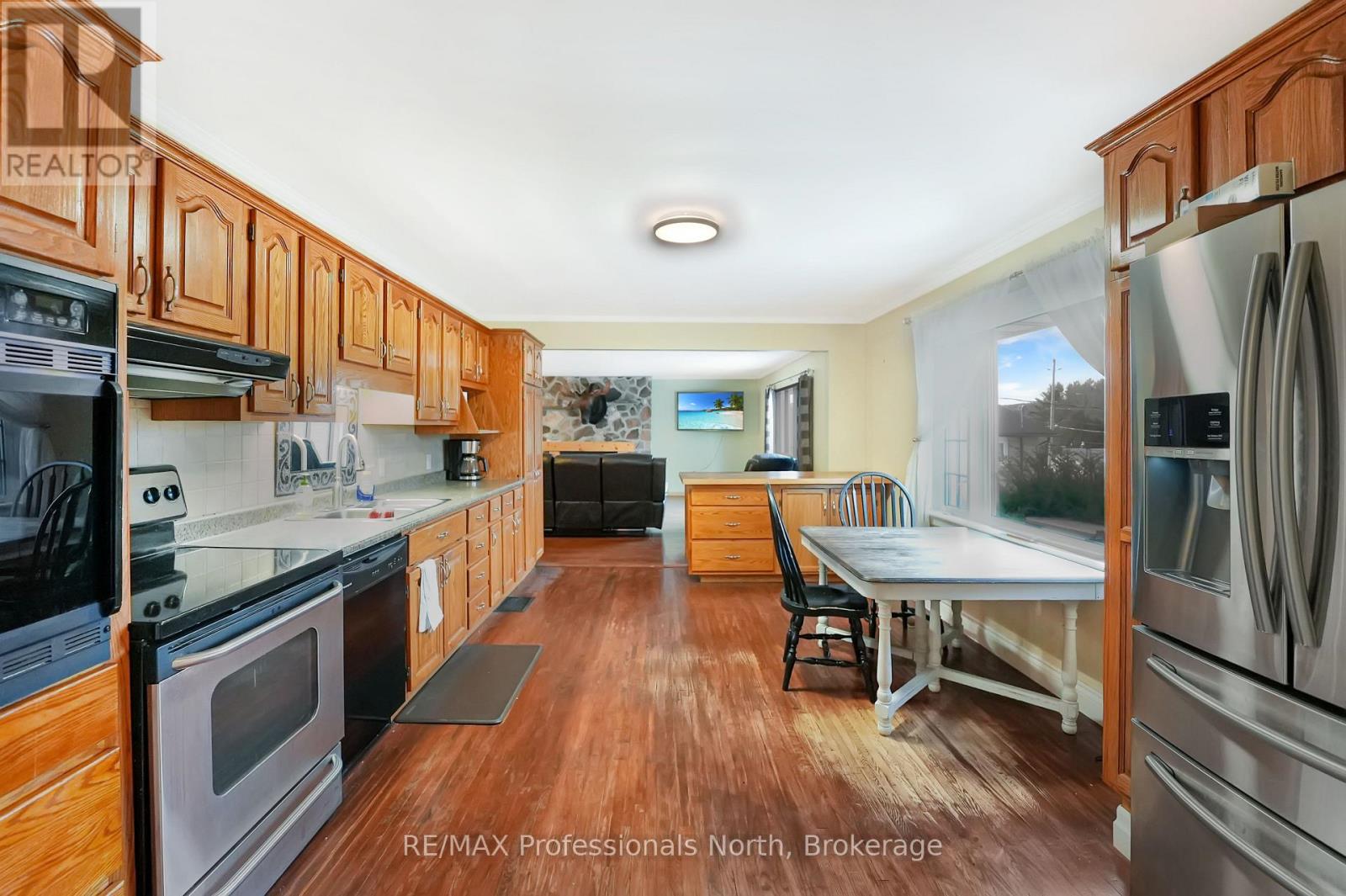 78 Maple Street, Bancroft, Ontario K0L 1C0 - Photo 4 - X12581438