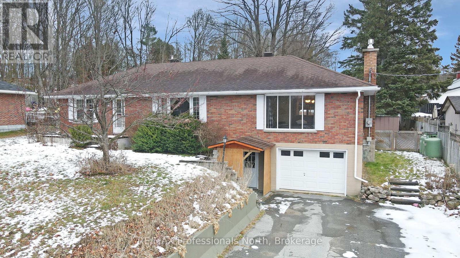 78 Maple Street, Bancroft, Ontario K0L 1C0 - Photo 7 - X12581438