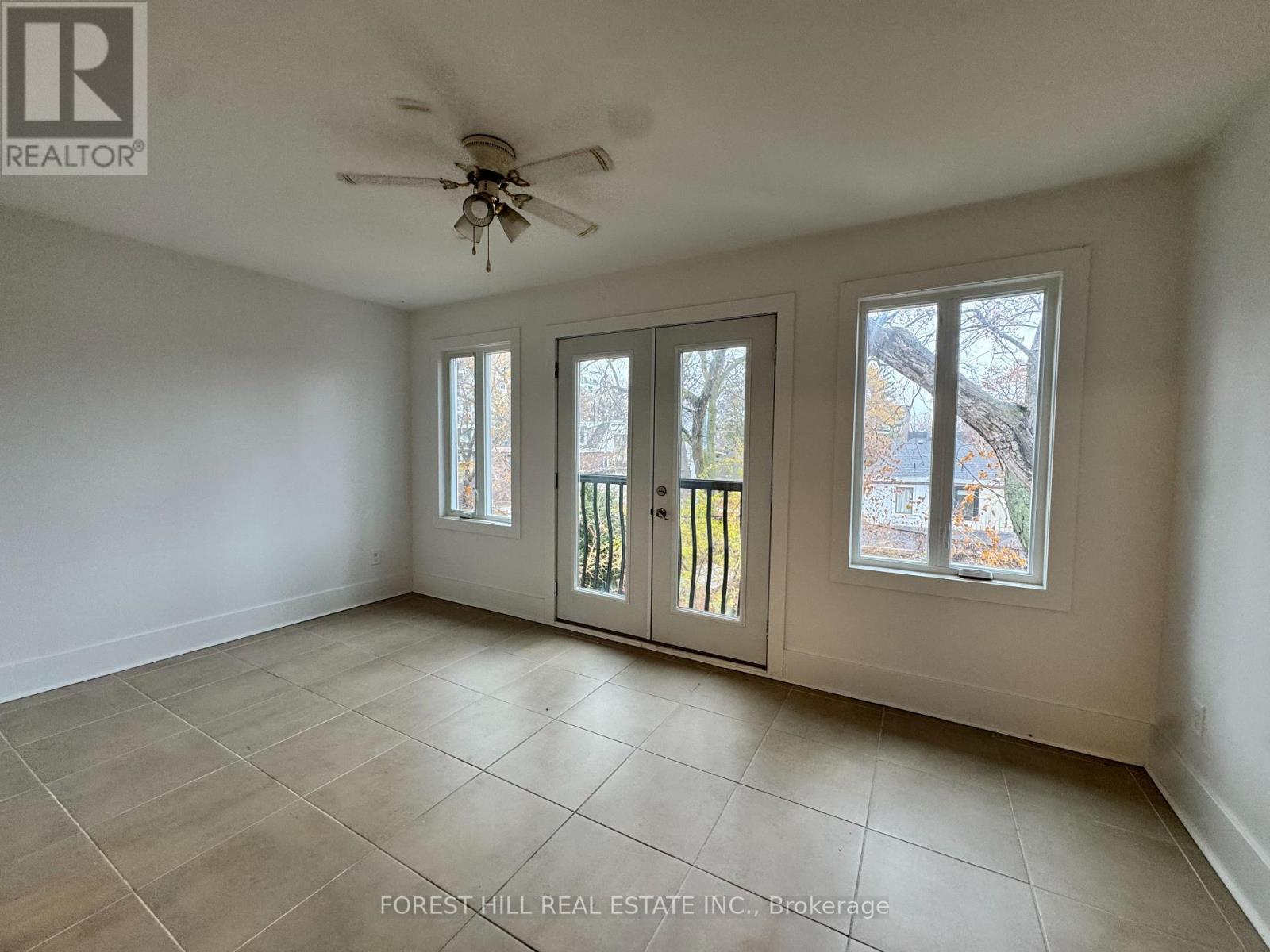 2 - 1077 Bathurst Street, Toronto, Ontario M5R 3G8 - Photo 4 - C12580100