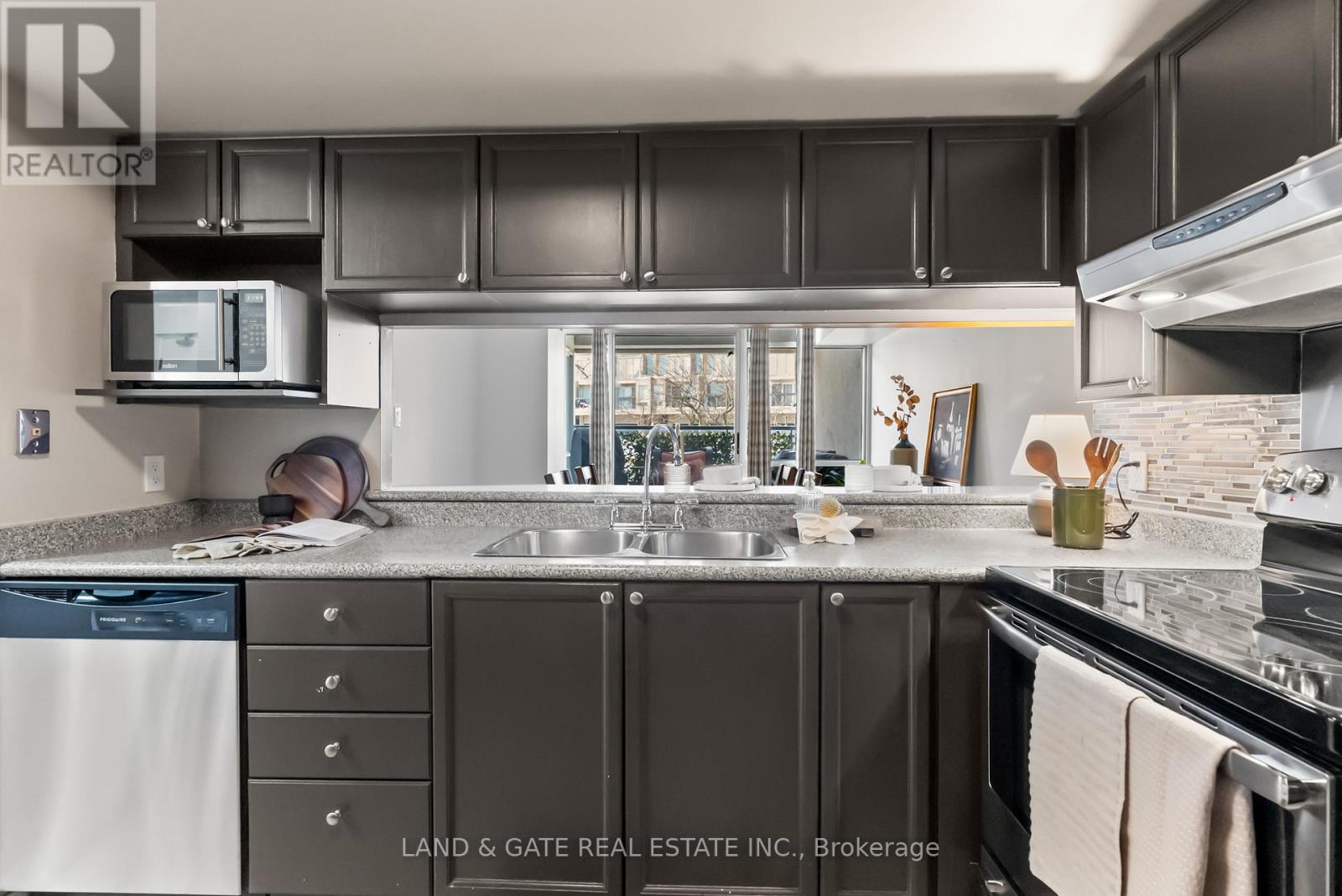 112 - 25 Cumberland Lane, Ajax, Ontario  L1S 7K1 - Photo 15 - E12342433