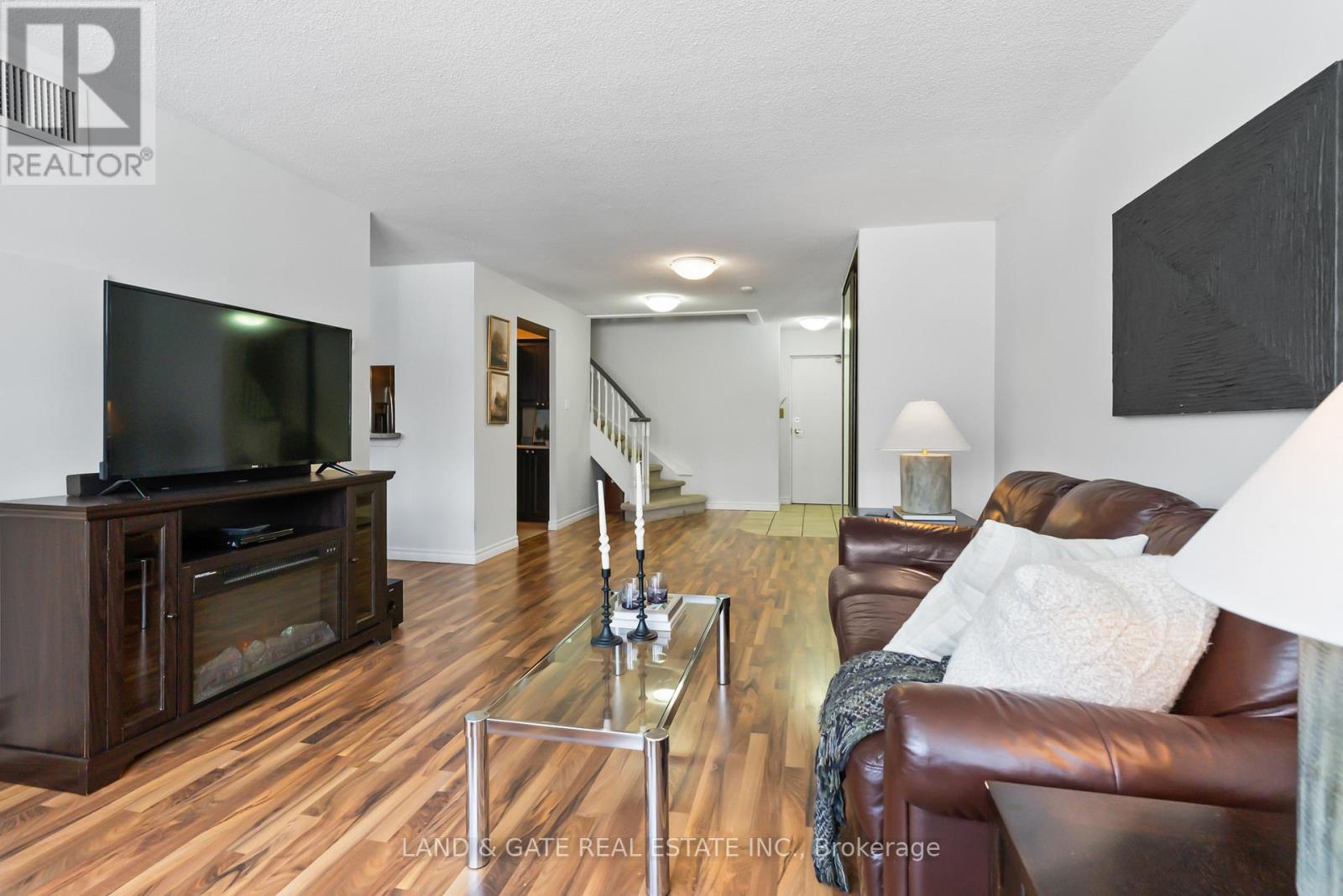 112 - 25 Cumberland Lane, Ajax, Ontario  L1S 7K1 - Photo 6 - E12342433